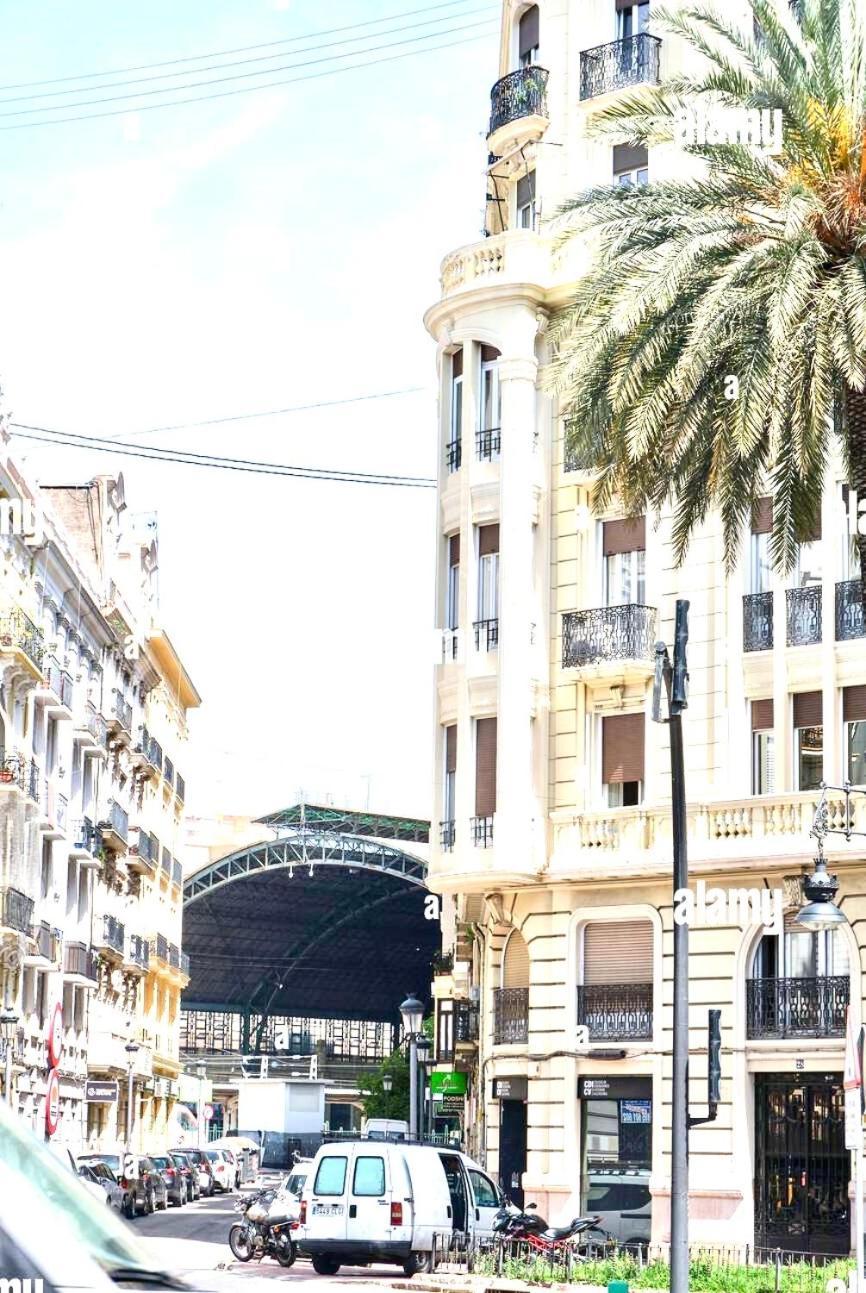 El Palacete Gran Via Valence Extérieur photo